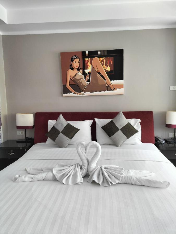 Kata Beach Studio Phuket Екстер'єр фото