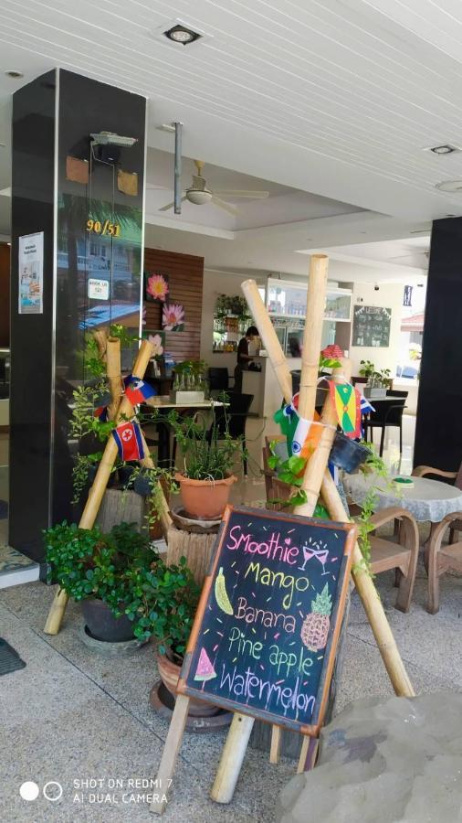 Kata Beach Studio Phuket Екстер'єр фото