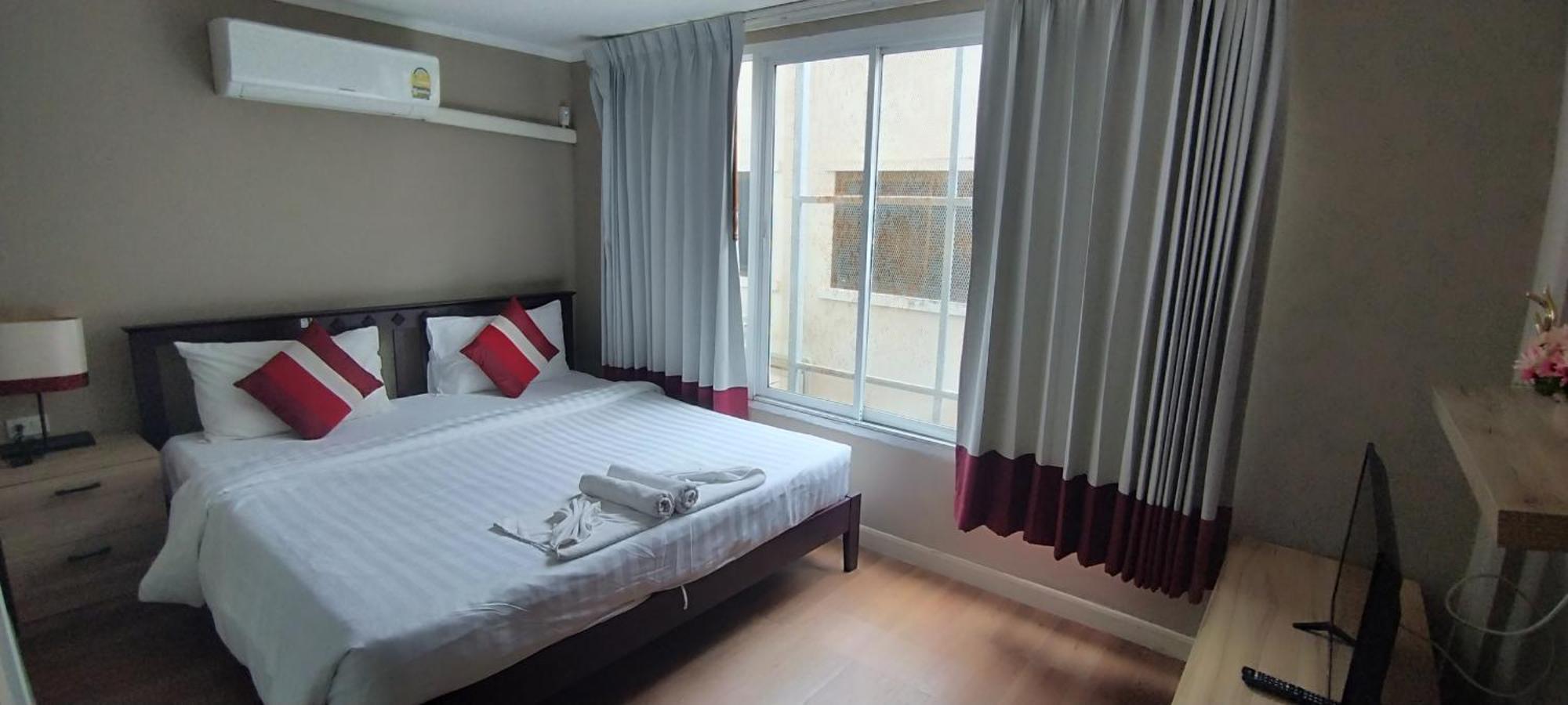 Kata Beach Studio Phuket Екстер'єр фото