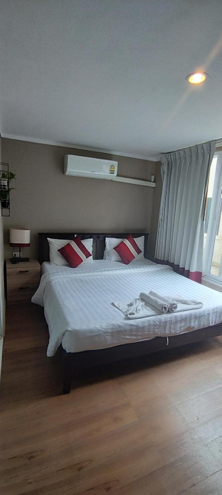Kata Beach Studio Phuket Екстер'єр фото