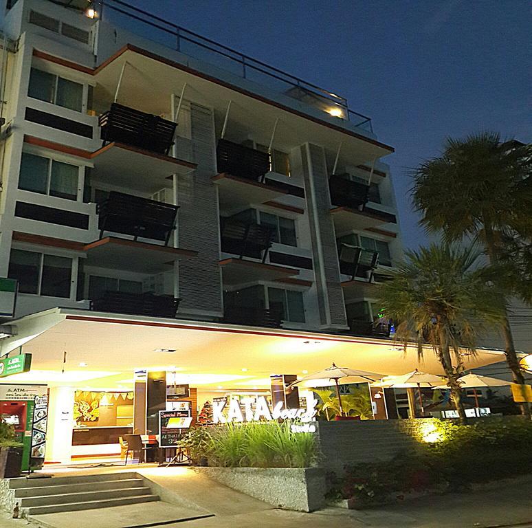 Kata Beach Studio Phuket Екстер'єр фото