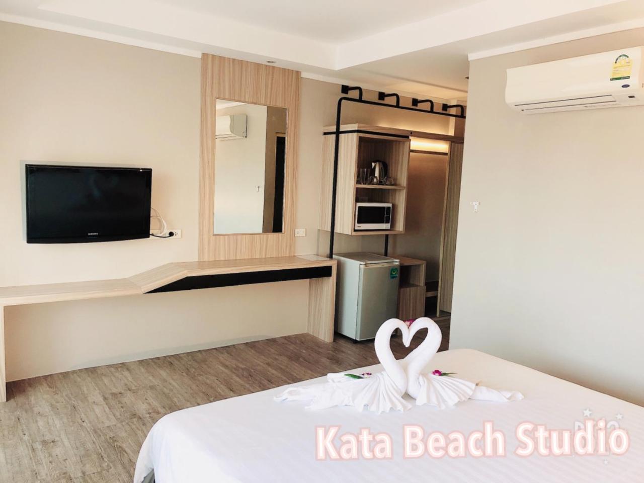 Kata Beach Studio Phuket Екстер'єр фото